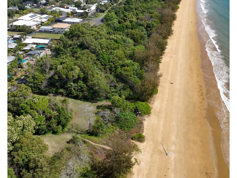 Unit 2/135 Reid Road, Wongaling Beach QLD 4852