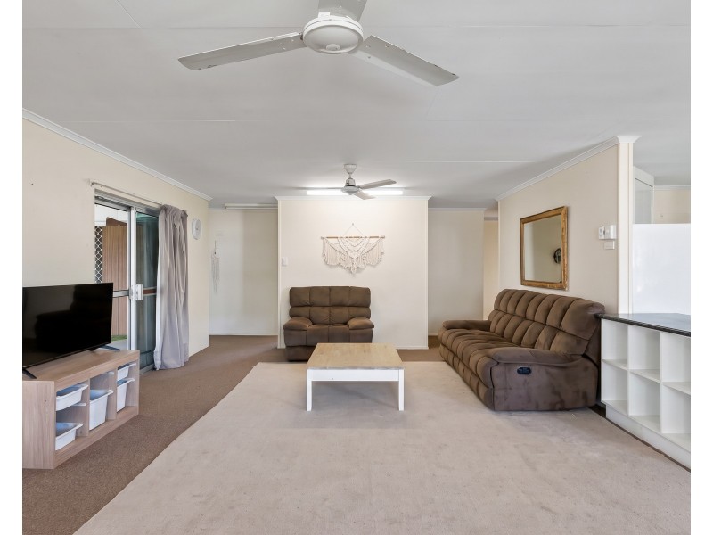 31 Hawthorne Drive, Kurrimine Beach QLD 4871