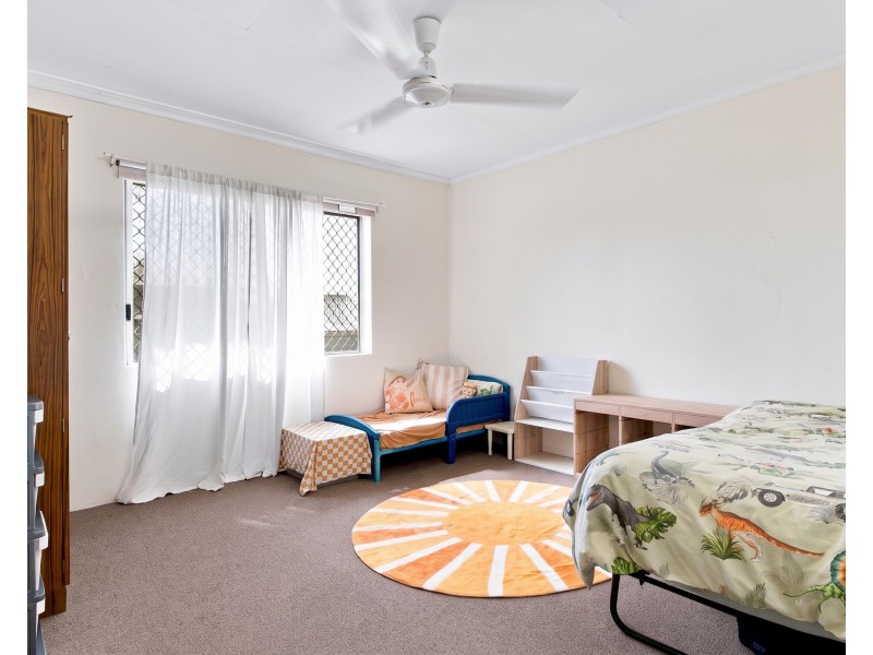 31 Hawthorne Drive, Kurrimine Beach QLD 4871