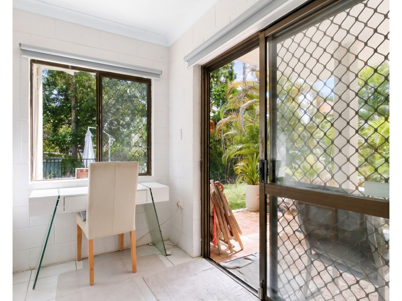Unit 1/40 Wall Street, South Mission Beach QLD 4852