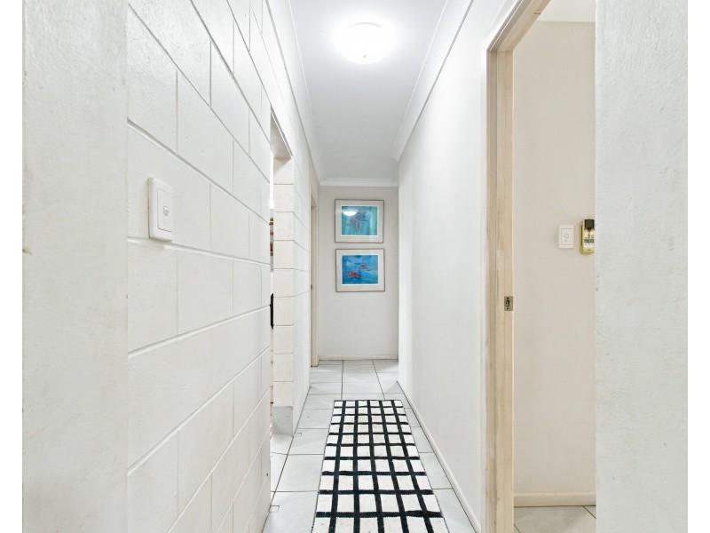 Unit 1/40 Wall Street, South Mission Beach QLD 4852