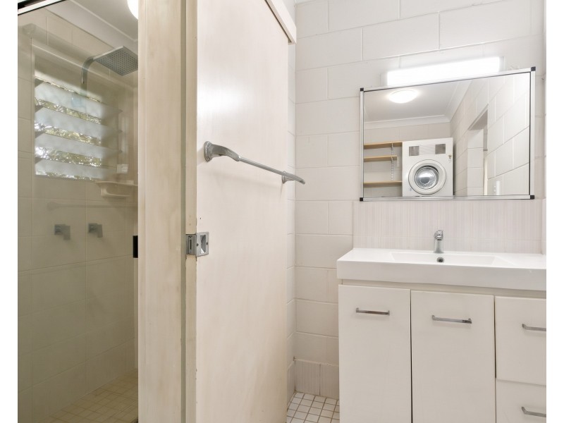 Unit 1/40 Wall Street, South Mission Beach QLD 4852