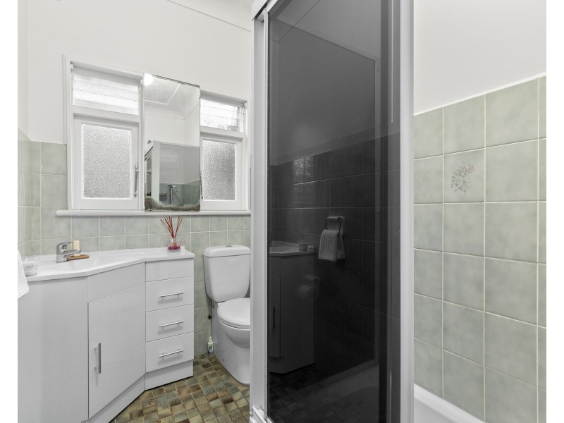 86 West Parade, Denistone NSW 2114