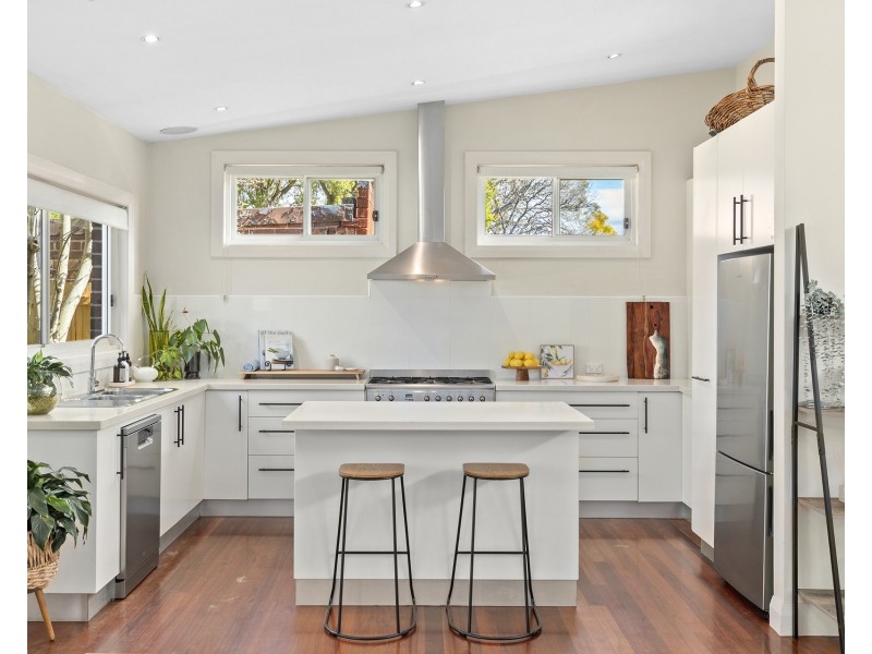 11 Crowley Crescent, Melrose Park NSW 2114