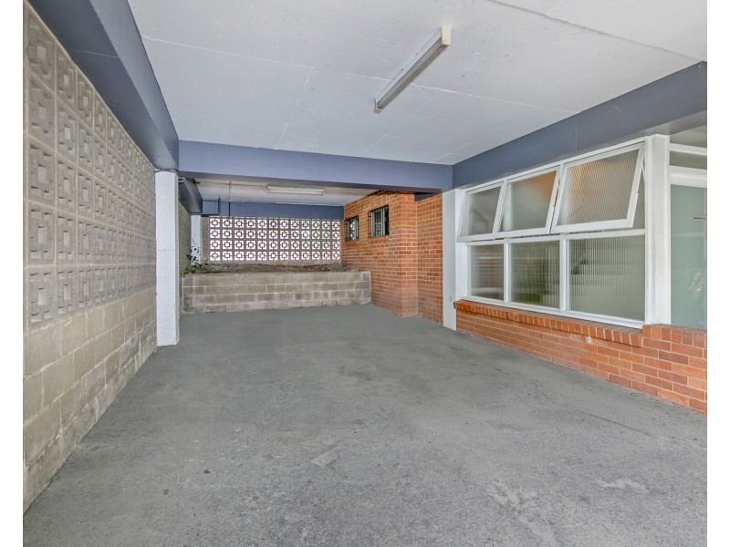 2/15 Bank Street, Meadowbank NSW 2114