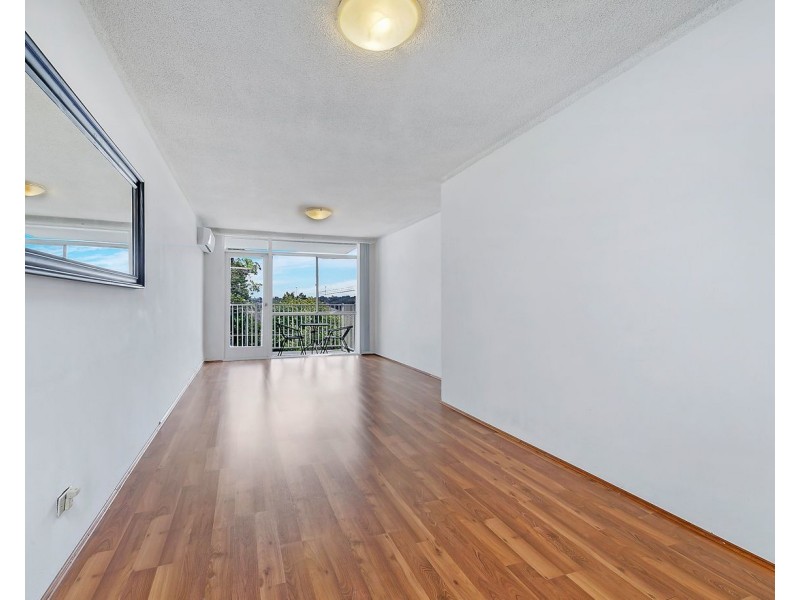 3/19 Meadow Crescent, Meadowbank NSW 2114