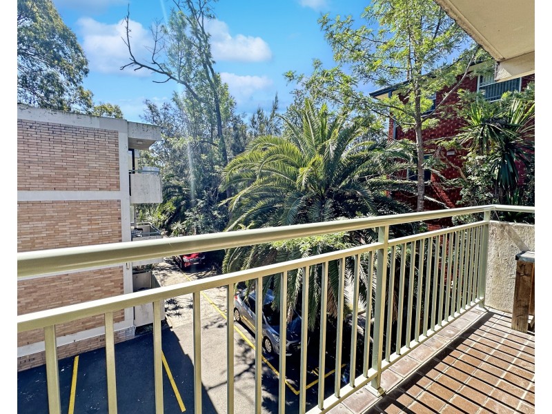 8/52 Meadow Crescent, Meadowbank NSW 2114