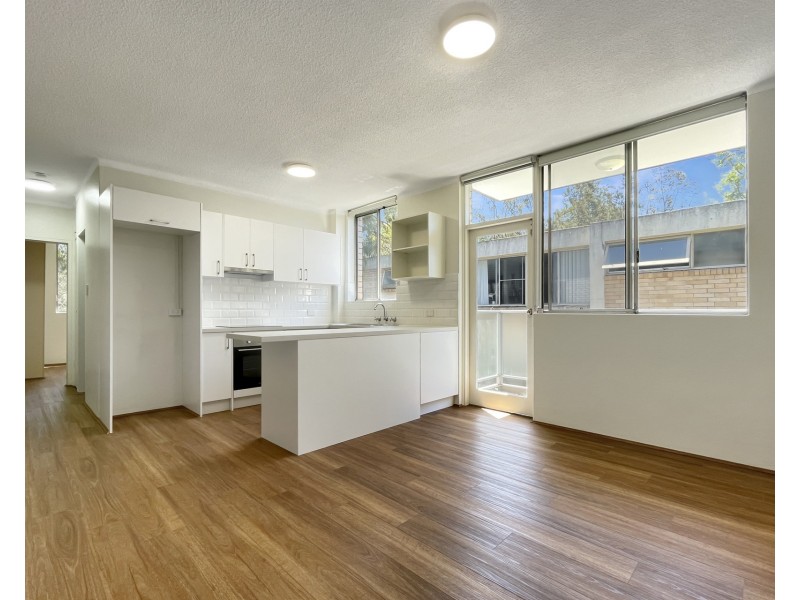 15/50 Meadow Crescent, Meadowbank NSW 2114