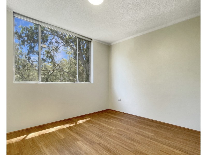 15/50 Meadow Crescent, Meadowbank NSW 2114