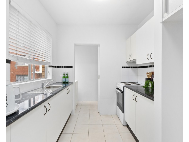 2/75-77 Anzac Avenue, West Ryde NSW 2114