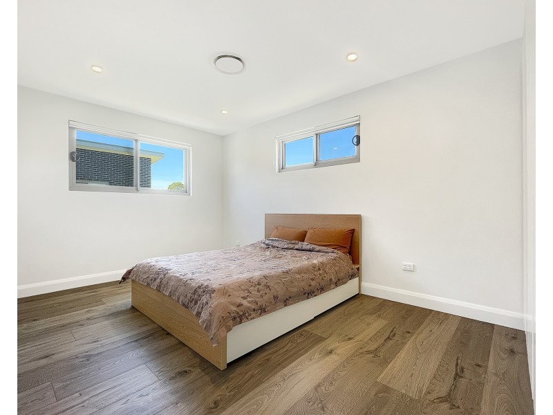 6 Albany Street, Ermington NSW 2115