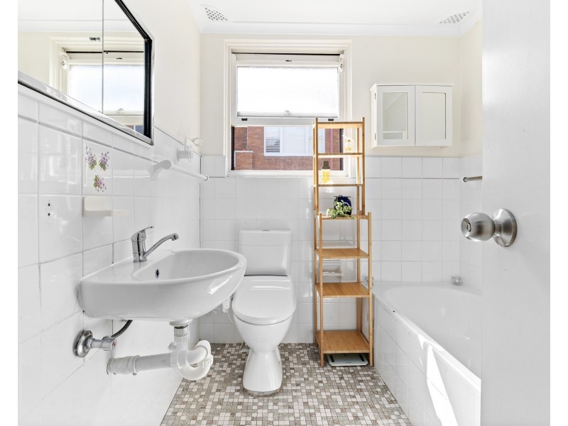 1/8 Riverview Street, West Ryde NSW 2114