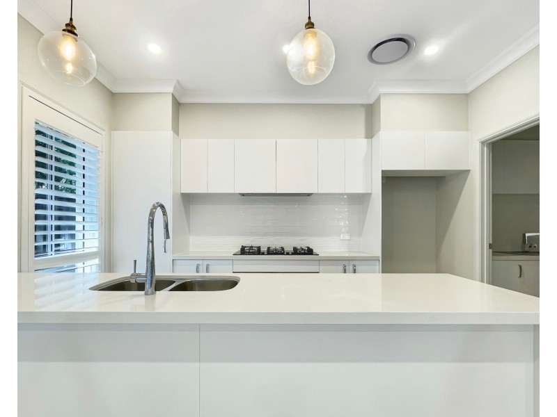 13 Broadoaks Street, Ermington NSW 2115