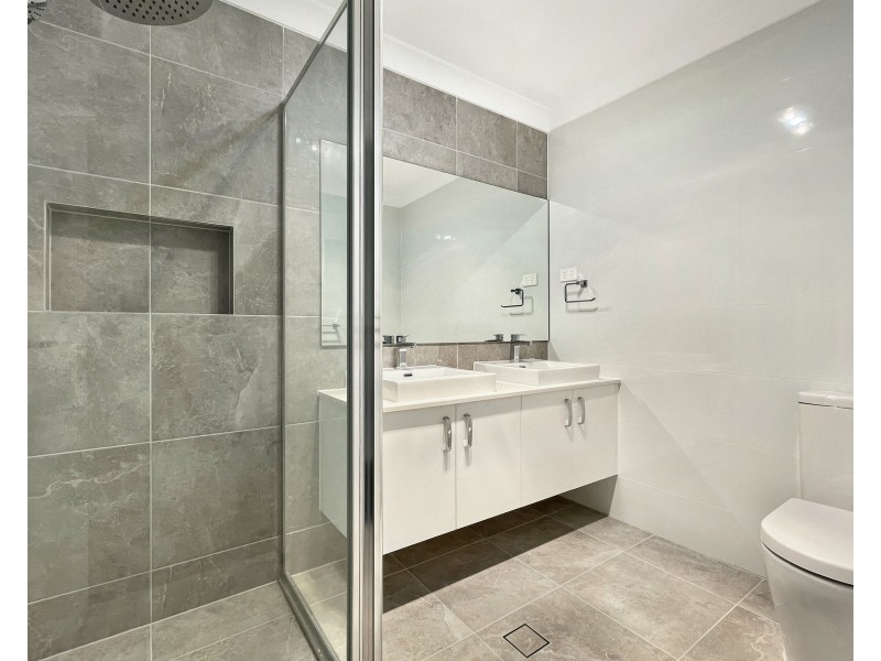 13 Broadoaks Street, Ermington NSW 2115