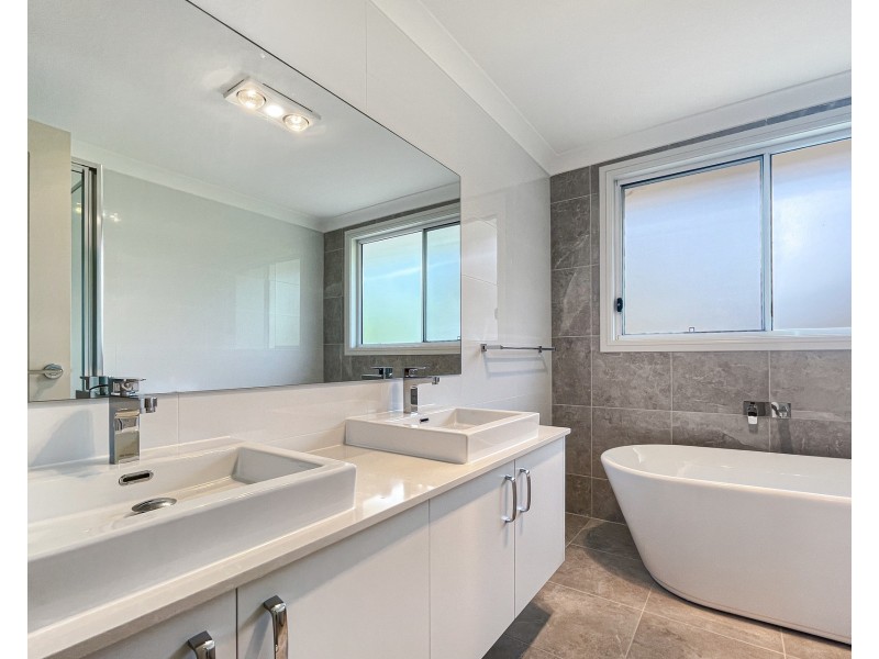 13 Broadoaks Street, Ermington NSW 2115