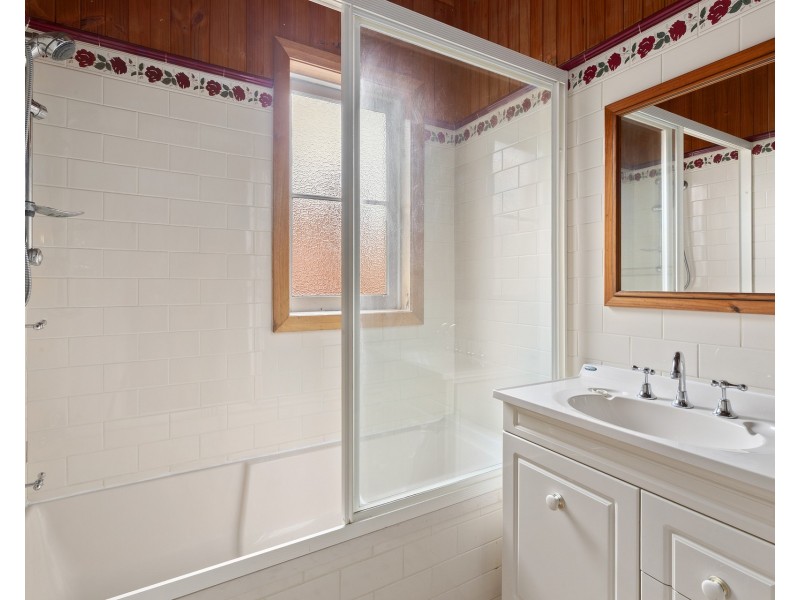 6 Simla Road, Denistone NSW 2114