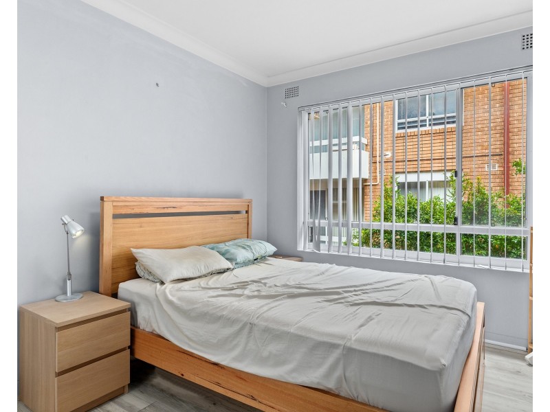 10/8 Bank Street, Meadowbank NSW 2114