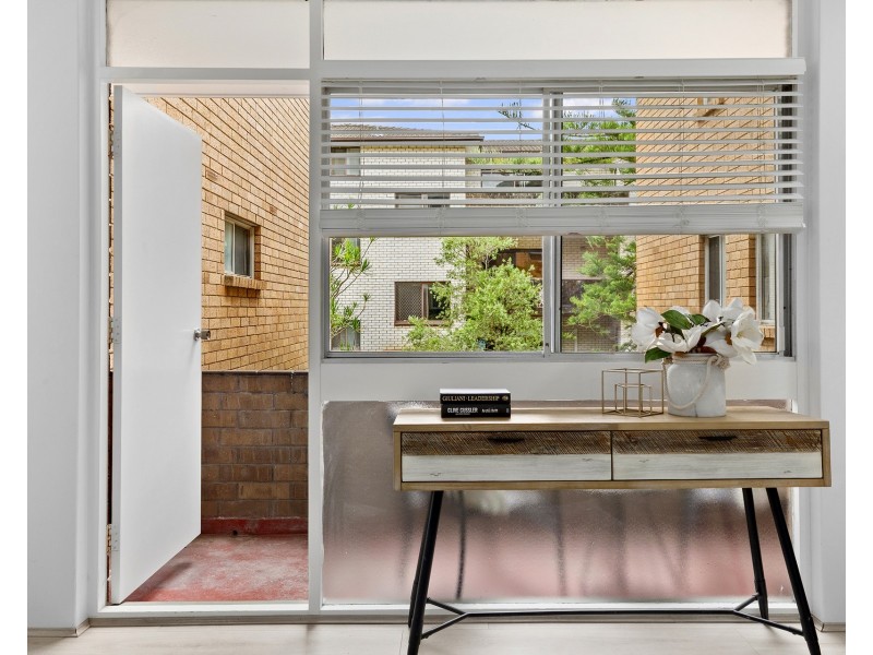 2/75-77 Anzac Avenue, West Ryde NSW 2114