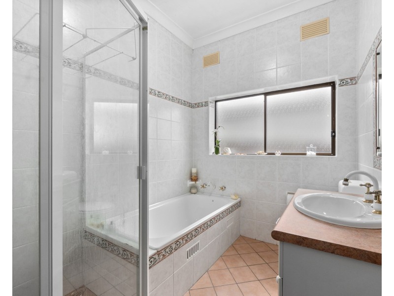 7 Florence Avenue, Denistone NSW 2114