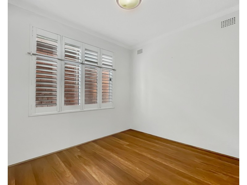 5/7A Bank Street, Meadowbank NSW 2114