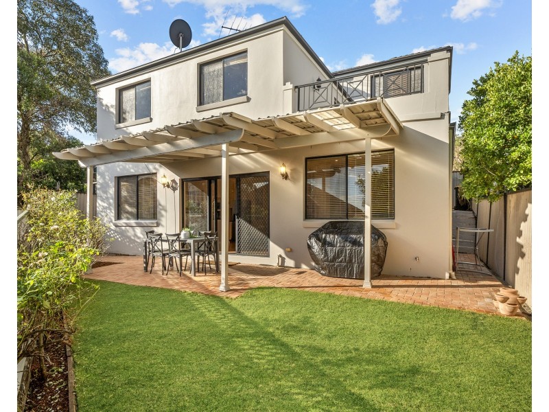 15 Lachlan Drive, Winston Hills NSW 2153