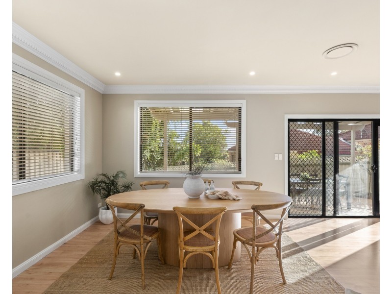 15 Lachlan Drive, Winston Hills NSW 2153