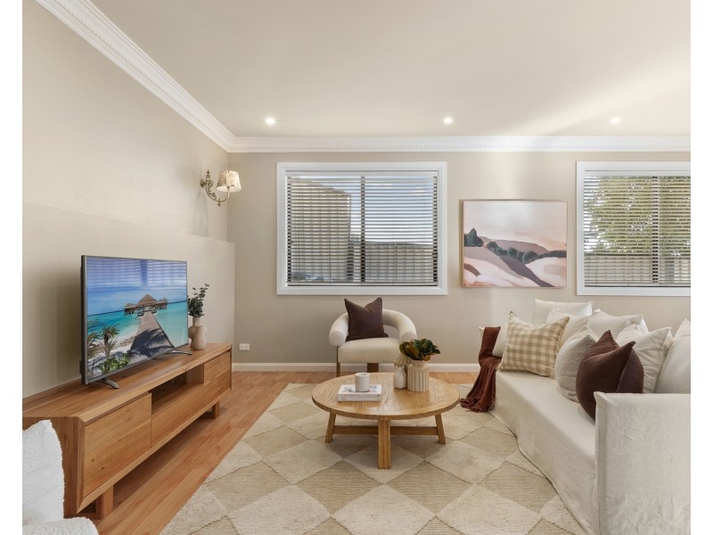 15 Lachlan Drive, Winston Hills NSW 2153