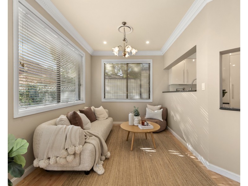 15 Lachlan Drive, Winston Hills NSW 2153