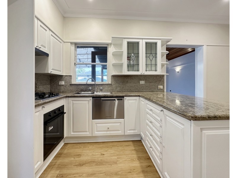 2 Elizabeth Crescent, Northmead NSW 2152