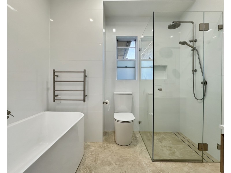 2 Elizabeth Crescent, Northmead NSW 2152