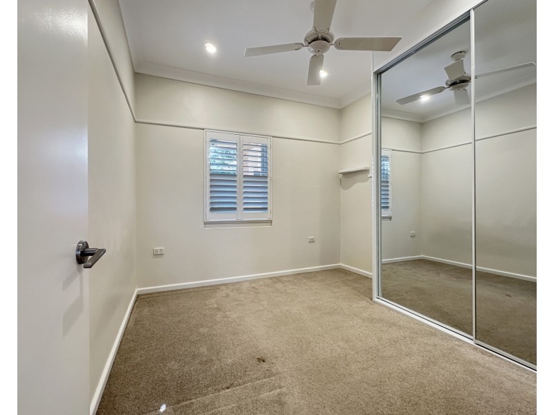 2 Elizabeth Crescent, Northmead NSW 2152