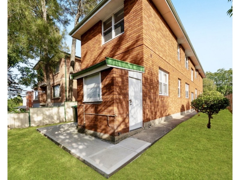 2/8 Mons Avenue, West Ryde NSW 2114