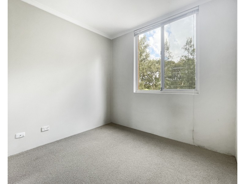 9/44 Meadow Crescent, Meadowbank NSW 2114