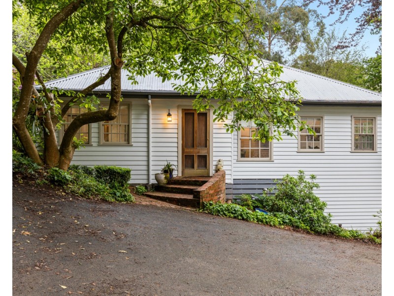 34 Mernda Road, Olinda VIC 3788