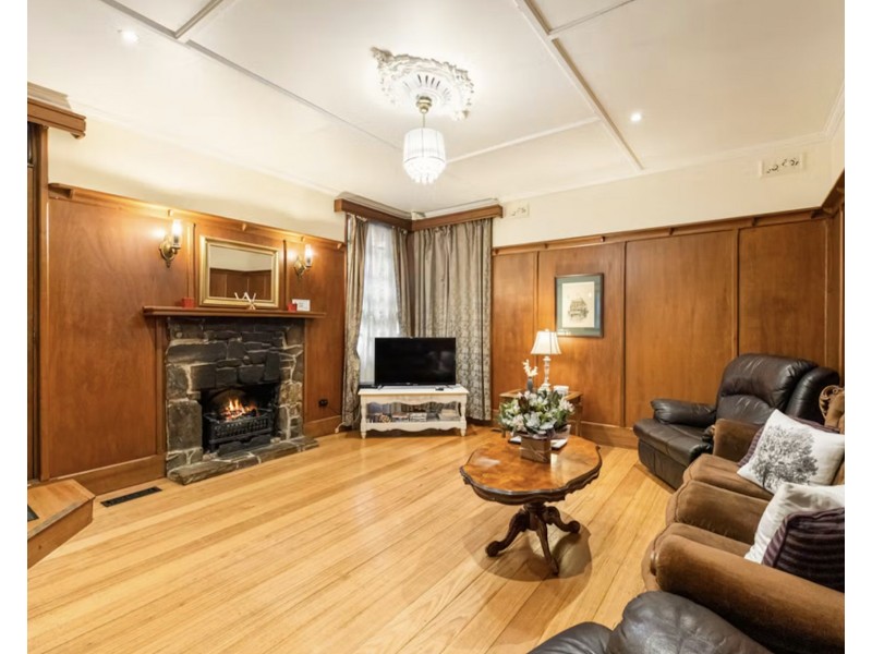 10 Observatory Road, Mount Dandenong VIC 3767
