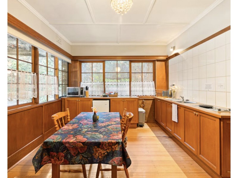 10 Observatory Road, Mount Dandenong VIC 3767