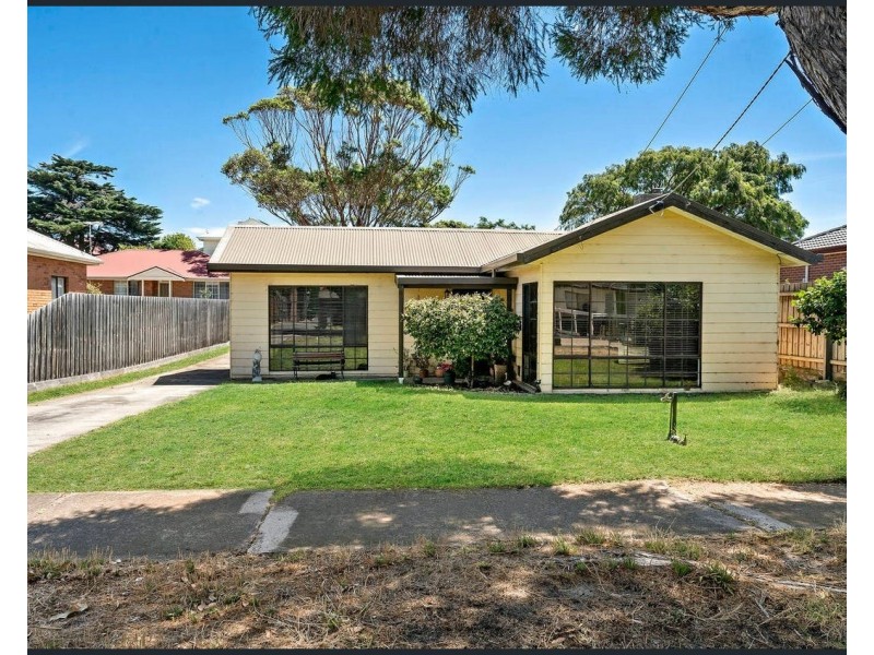 12 Kalimna Street, Carrum VIC 3197