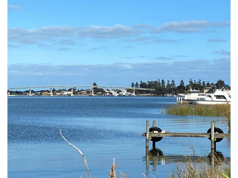 9 Lawrence Street, Goolwa North SA 5214