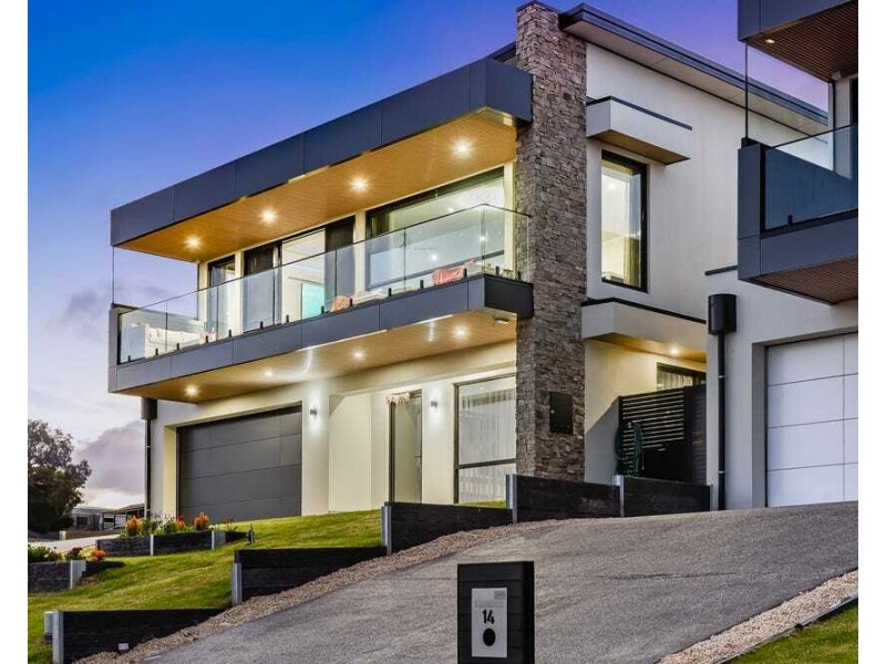 16 White Cl, Encounter Bay SA 5211