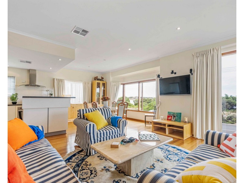 1/36-37 Esplanade, Victor Harbor SA 5211