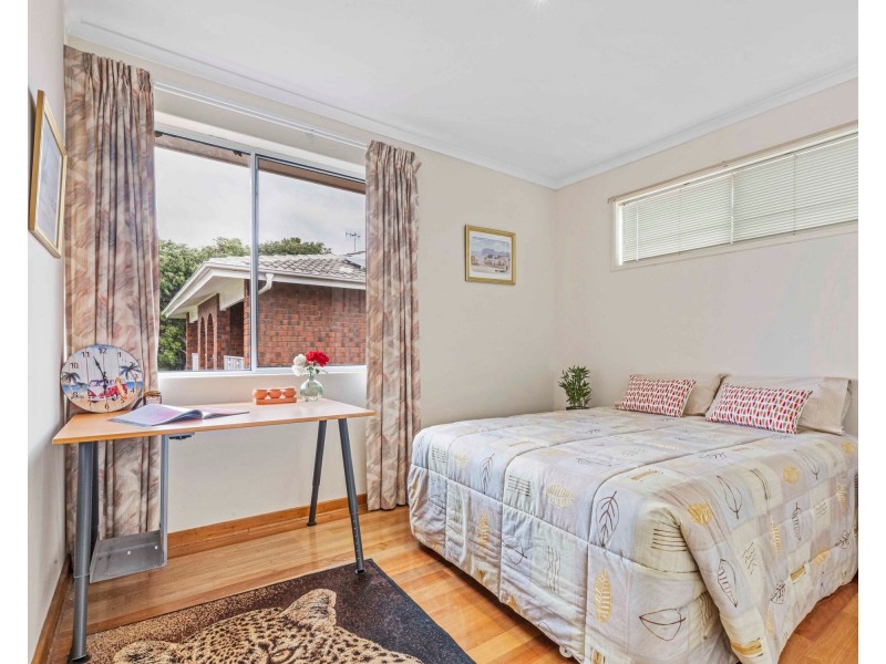 1/36-37 Esplanade, Victor Harbor SA 5211