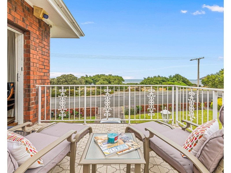 1/36-37 Esplanade, Victor Harbor SA 5211