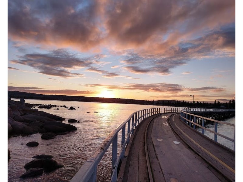 1/36-37 Esplanade, Victor Harbor SA 5211