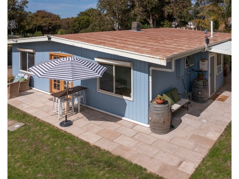 7 Montpelier Tce, Port Elliot SA 5212