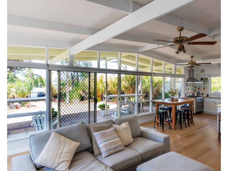 7 Montpelier Tce, Port Elliot SA 5212