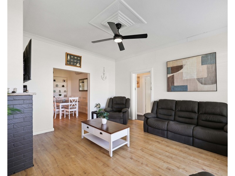 12 Cudmore Road, Mccracken SA 5211