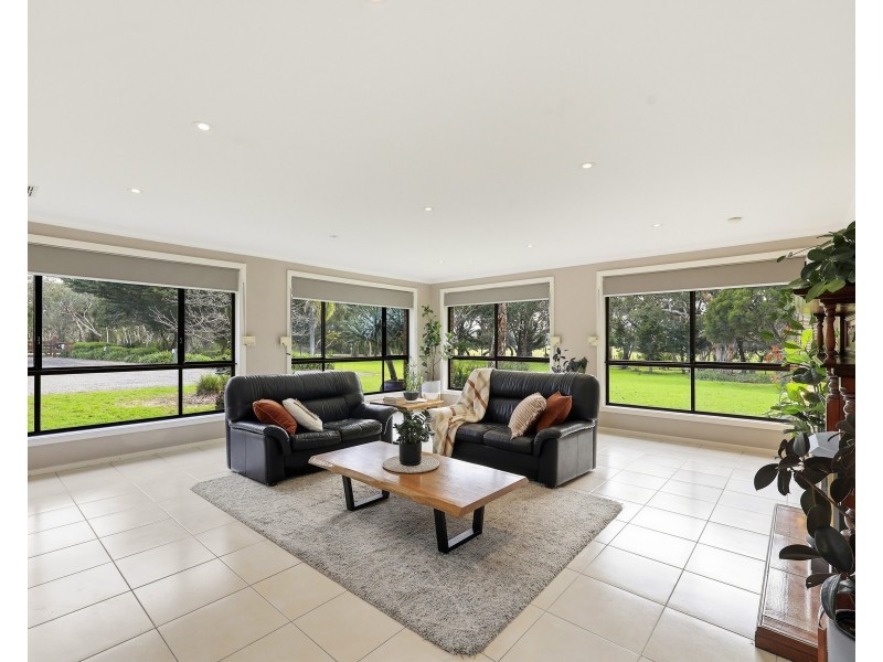 9 Fuller East Road, Victor Harbor SA 5211