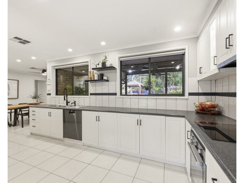 9 Fuller East Road, Victor Harbor SA 5211