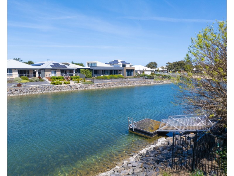 Alment 90/22 Malen Avenue, Victor Harbor SA 5211