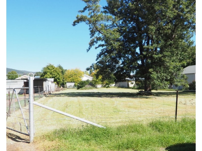 15 Frazer Street, Bingara NSW 2404